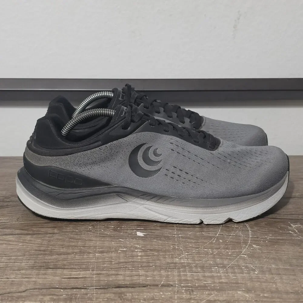 Topo Magnifly 5 Men's Athletic Running Shoes Sneakers Size 11 Gray